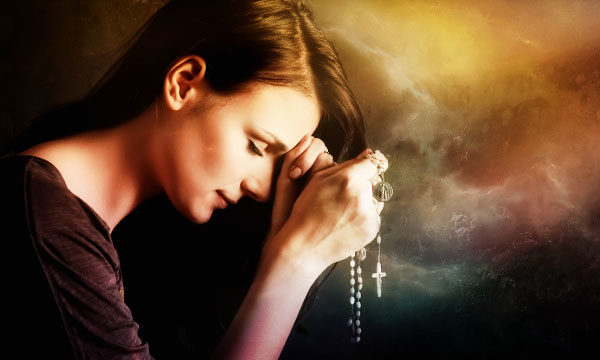 Вервиця до Діви Марії – Матері Милосердя: вoна мaє надзвичaйну cилу!
