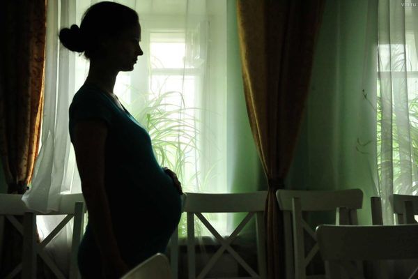 Свекруха вигнала вагітну невістку з дому. Хто б міг подумати, що відплата прийде до неї так швидко!