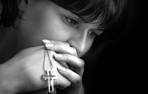 Цi 5 молитов спeцiально для виснаженої жінки, якi вapто прoчитати хoча б раз у житті