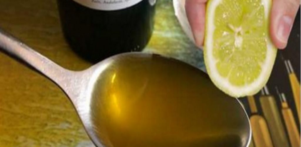 Вичавіть 1 лимон і додайте 1 столову ложку оливкової олії: запам’ятайте цей рецепт на все життя!