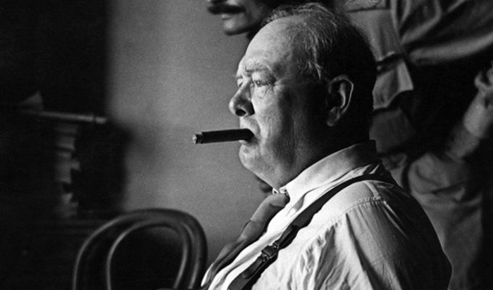 «Гідна відповідь»: історія про Вінстона Черчилля, який залишався дотепним в будь-якій ситуації