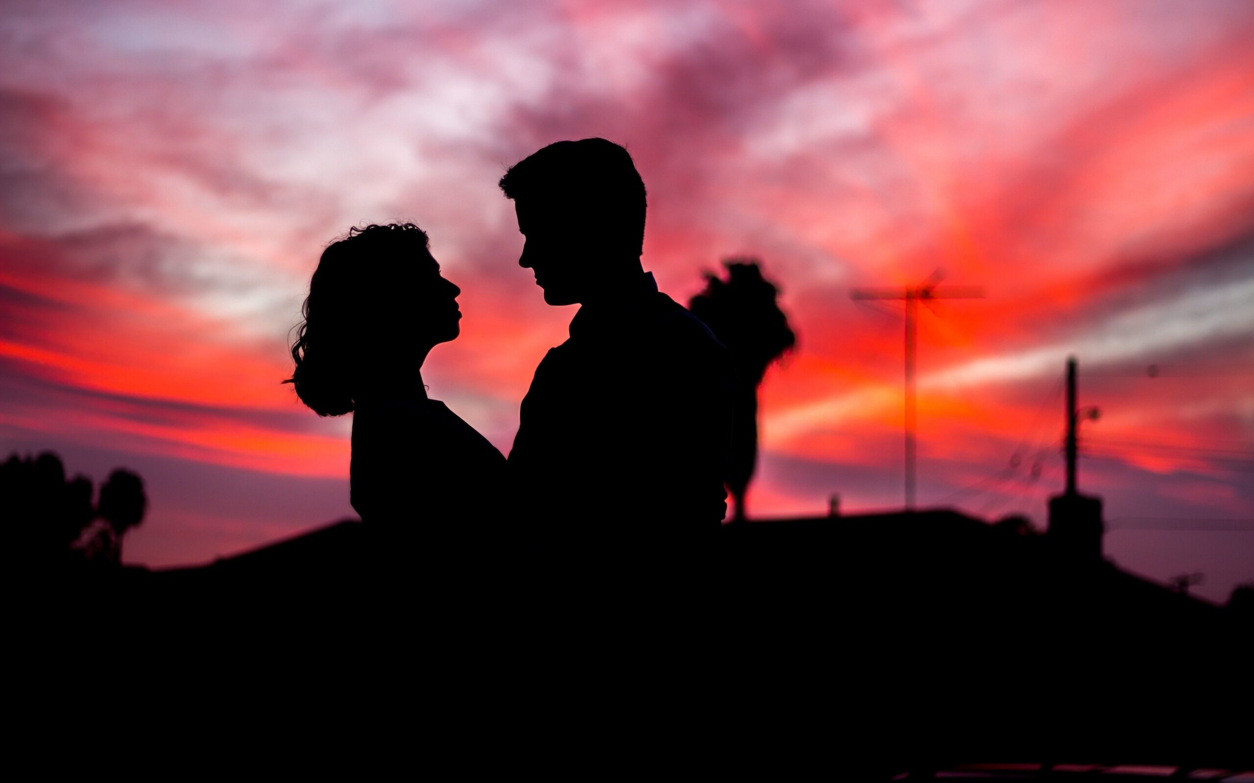 Основні 10 думок, які відвідують чоловіка, коли він закохується