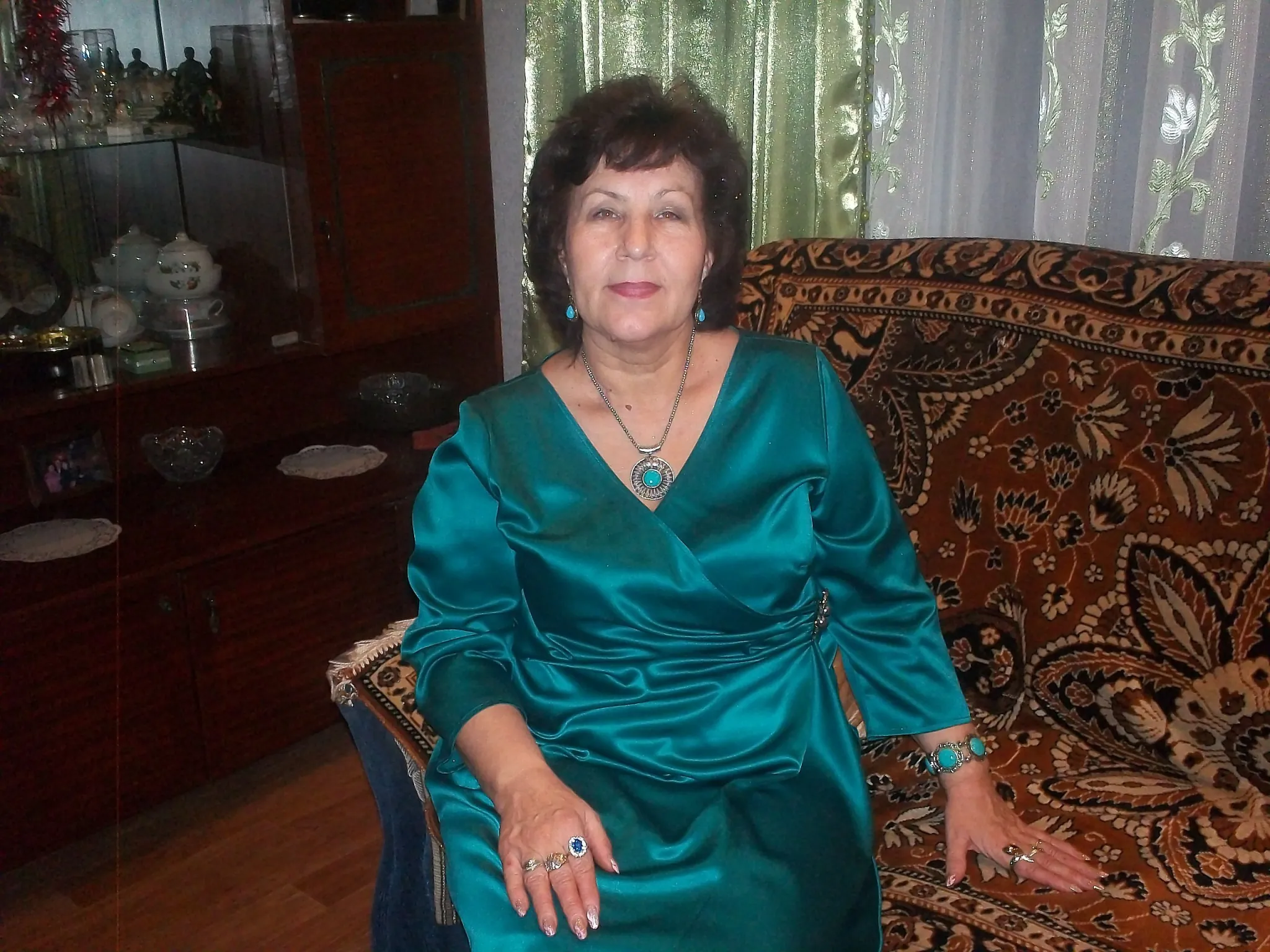 У травні 2021 року Лариса забрала сина Мішу в Іспанію. Відтоді я не бачила ні доньку, ні онука. Вони взагалі забули про моє існування, наче соромляться такої родички