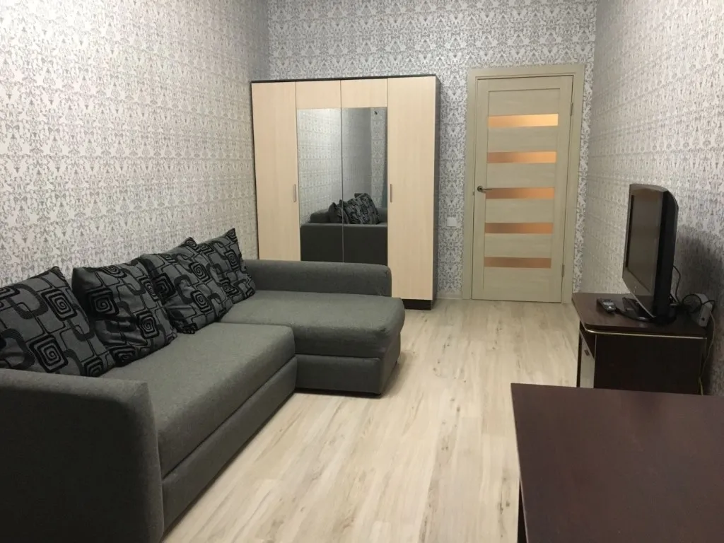 10 років збирав гроші на власну квартиру, а її у мене забрала рідня. Та я не розгубився у цій ситуації