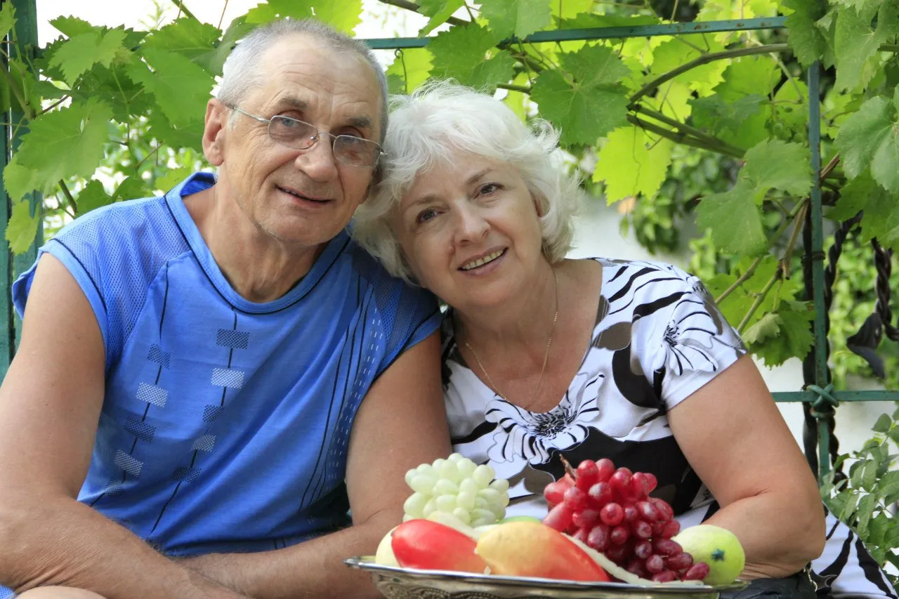 Щоразу, як чоловік їде в село до батьків – то повертається без гостинців та з порожнім гаманцем. Свекри гадають, що ми благодійний фонд чи що?!