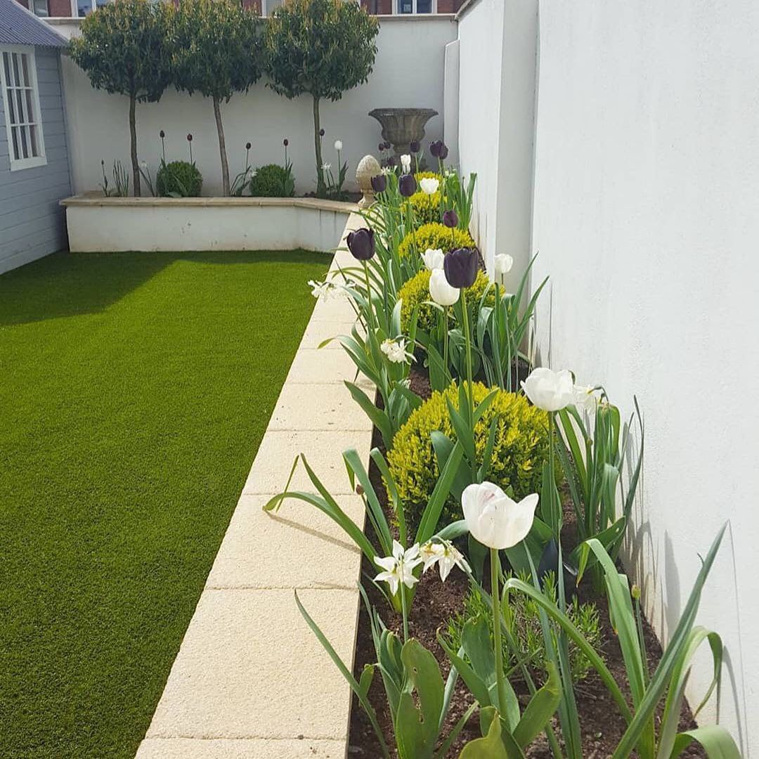 – Я сьогодні залишаюся в батьків, Іван вже там. У тебе одна ніч, щоб вивести свої речі з квартири і зникнути з нашого життя