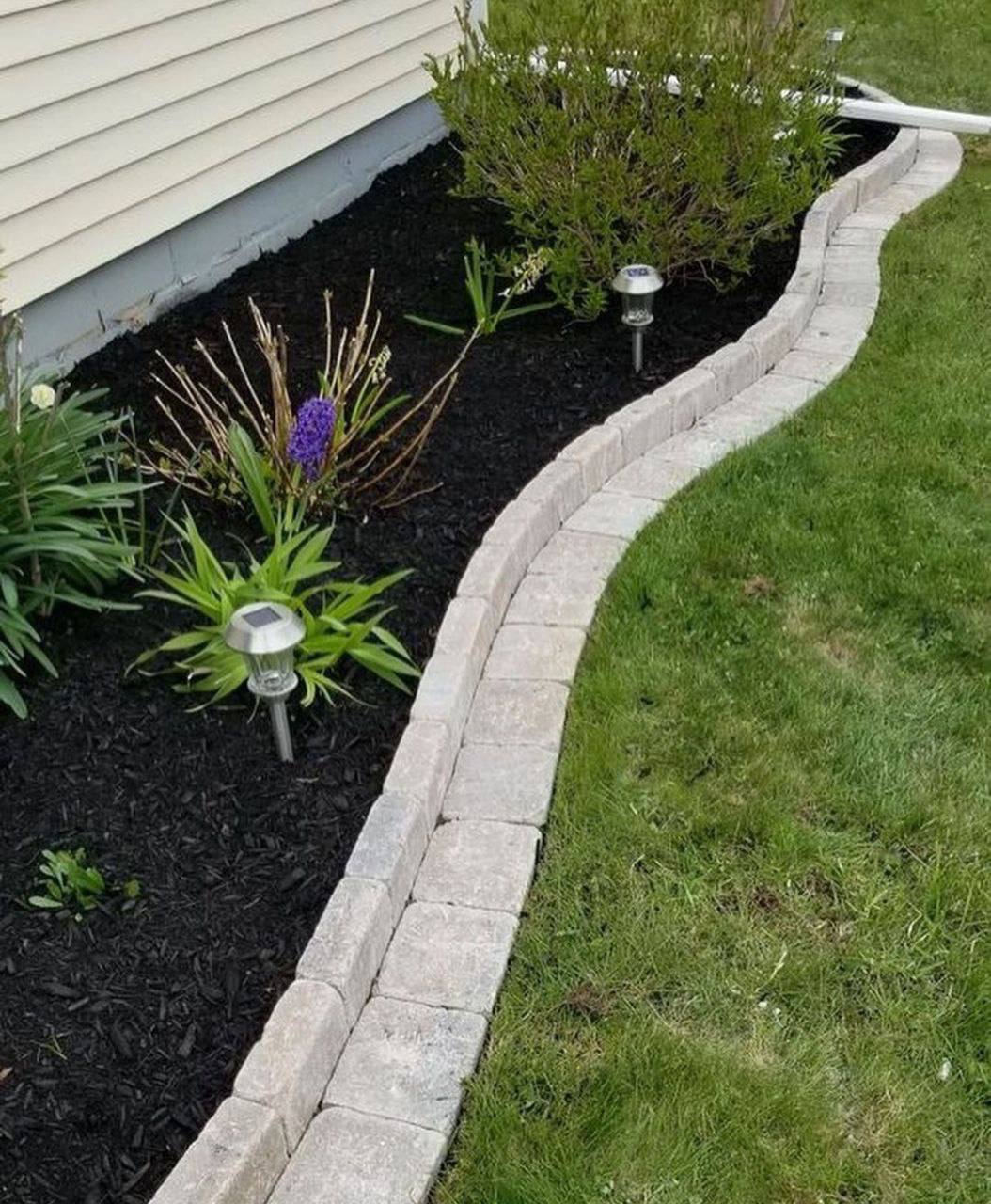 – О, господи! – Сплеснула руками Софія. – Стільки грошей… Весь мій товар і десятої частини не коштує