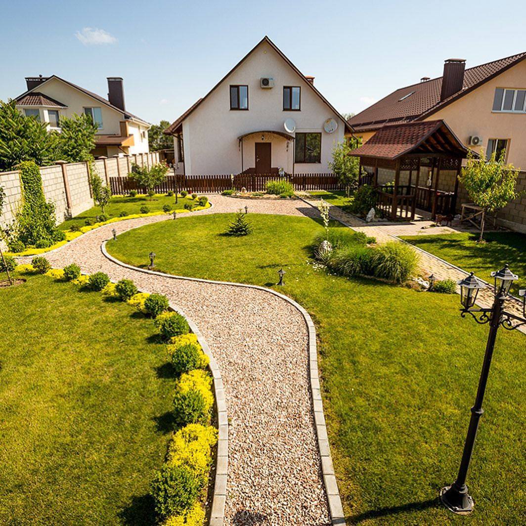 Додуматися до такого! Я йому, виявляється, ще щось винна