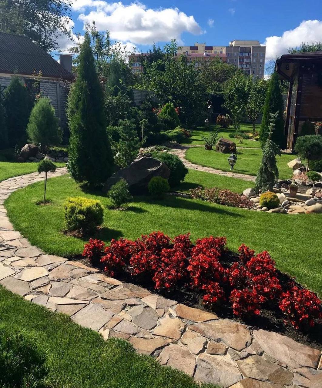 Нехай бабуся твоя пенсію нам віддає! І нічого, що ми в її будинку живемо! Це не означає, що вона має харчуватися за наш рахунок! – зажадала свекруха