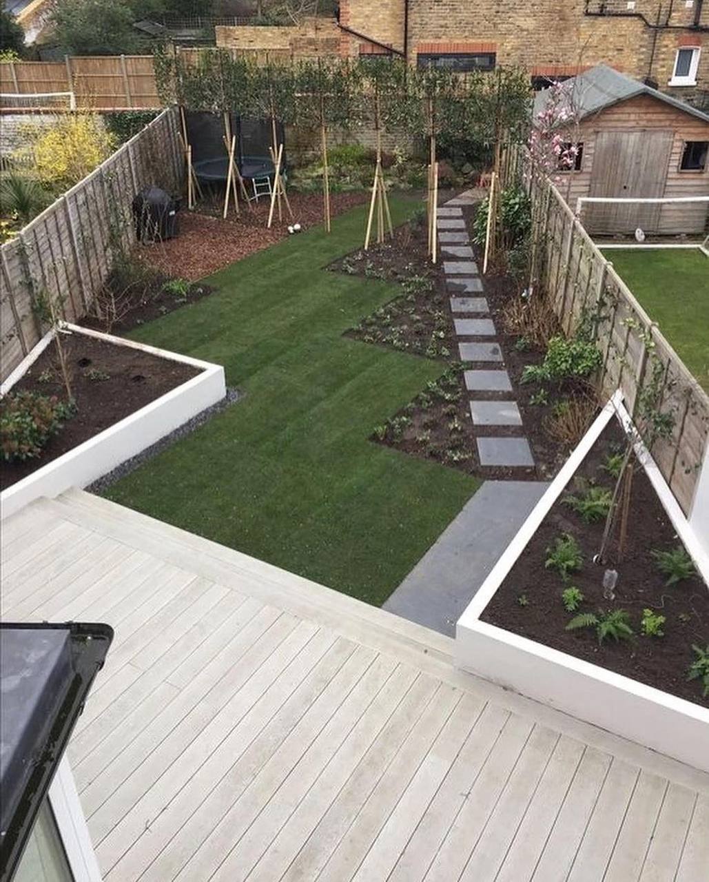 — Відмінна партія! — погодилася рідня. — А якщо буде вередувати, то навчимо по-нашому, по-простому