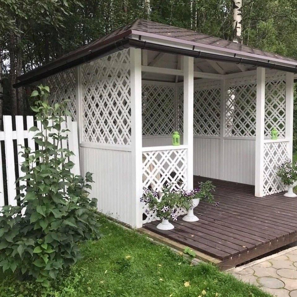 – Мамо, вона не наша. Я теж не відразу здогадалася. Вона часто мені говорила, що заздрить, що у мене такий батько, хороша сім’я. Я не говорила тобі