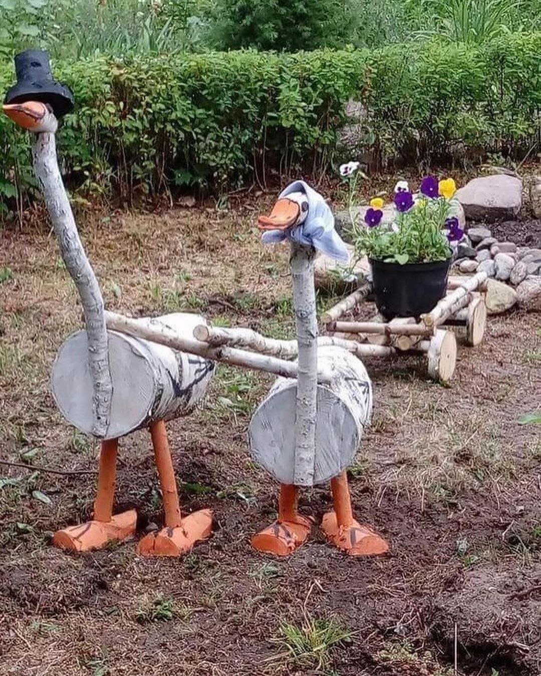 Бабуся замовкла, а по її зморшкуватій щоці пробігла самотня сльозинка. Олесю всю обдало спекотним соромом. Вона згадала скільки разів брехала бабусі, що лівер більше не продають