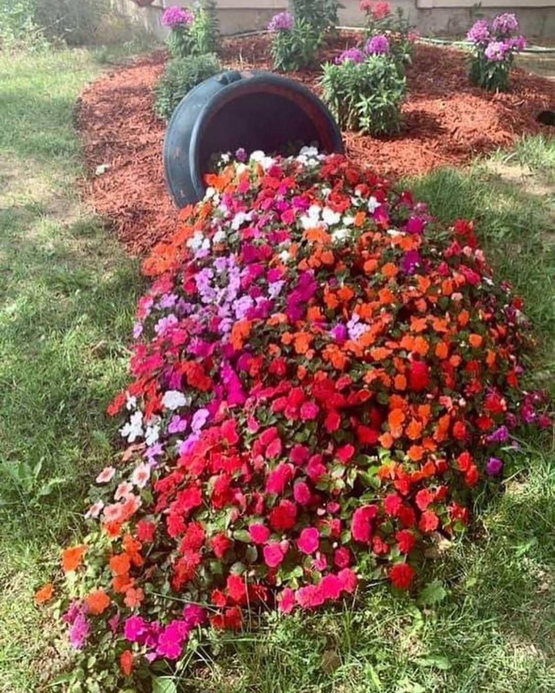 – Ось саме! Я знала, що шлюб – це не моє і що я все одно піду, рано чи пізно. І ставити цей експеримент на комусь гідному, до кого в мене були сильні почуття, я не хотіла