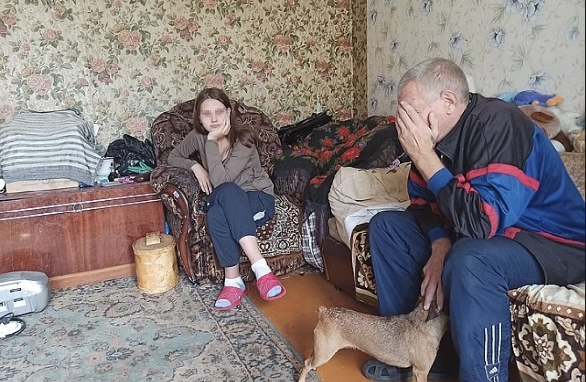 20 років шукаю доньку. Чоловік не працював, гyляв, зpaджyвав і пuв. І бuв, бuв, бuв! Продовжував мене 6uтu навіть тоді, коли була з чималим животом